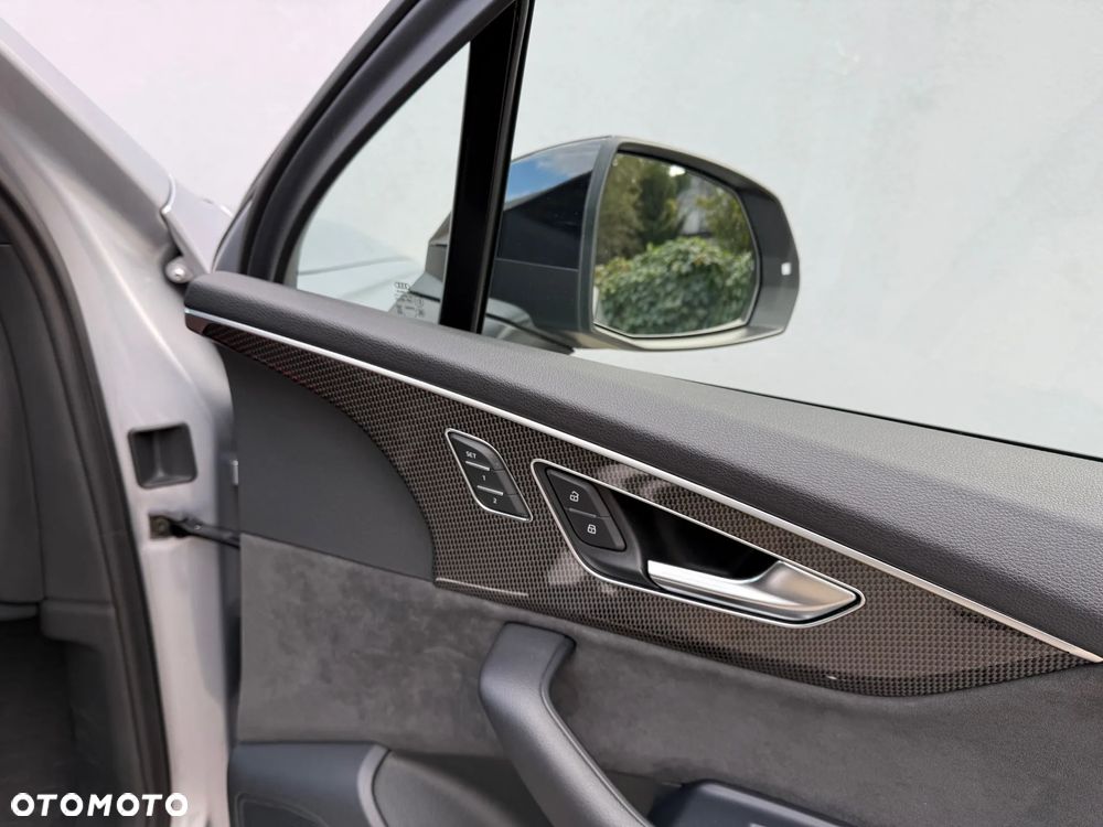 Audi SQ7 4.0 TDI Quattro Tiptronic - 25