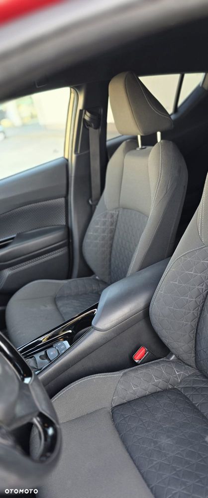 Toyota C-HR 1.8 Hybrid Executive - 6