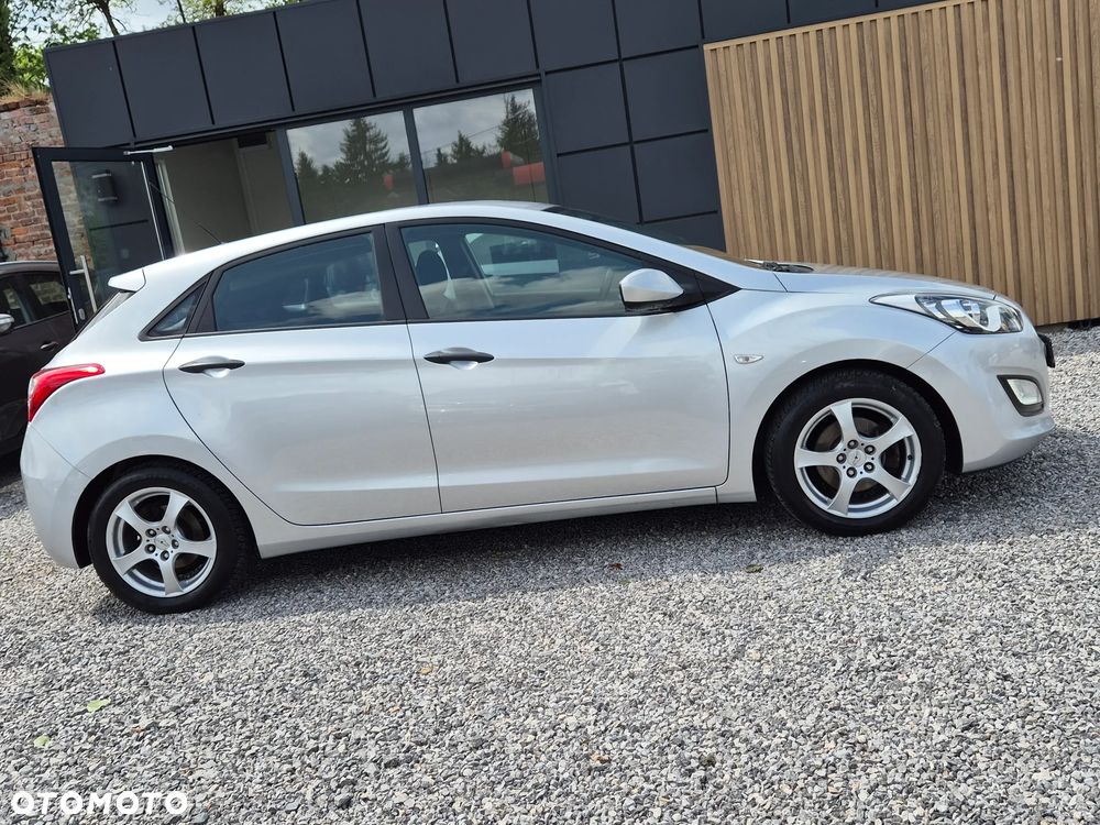 Hyundai i30 1.4 Comfort - 16