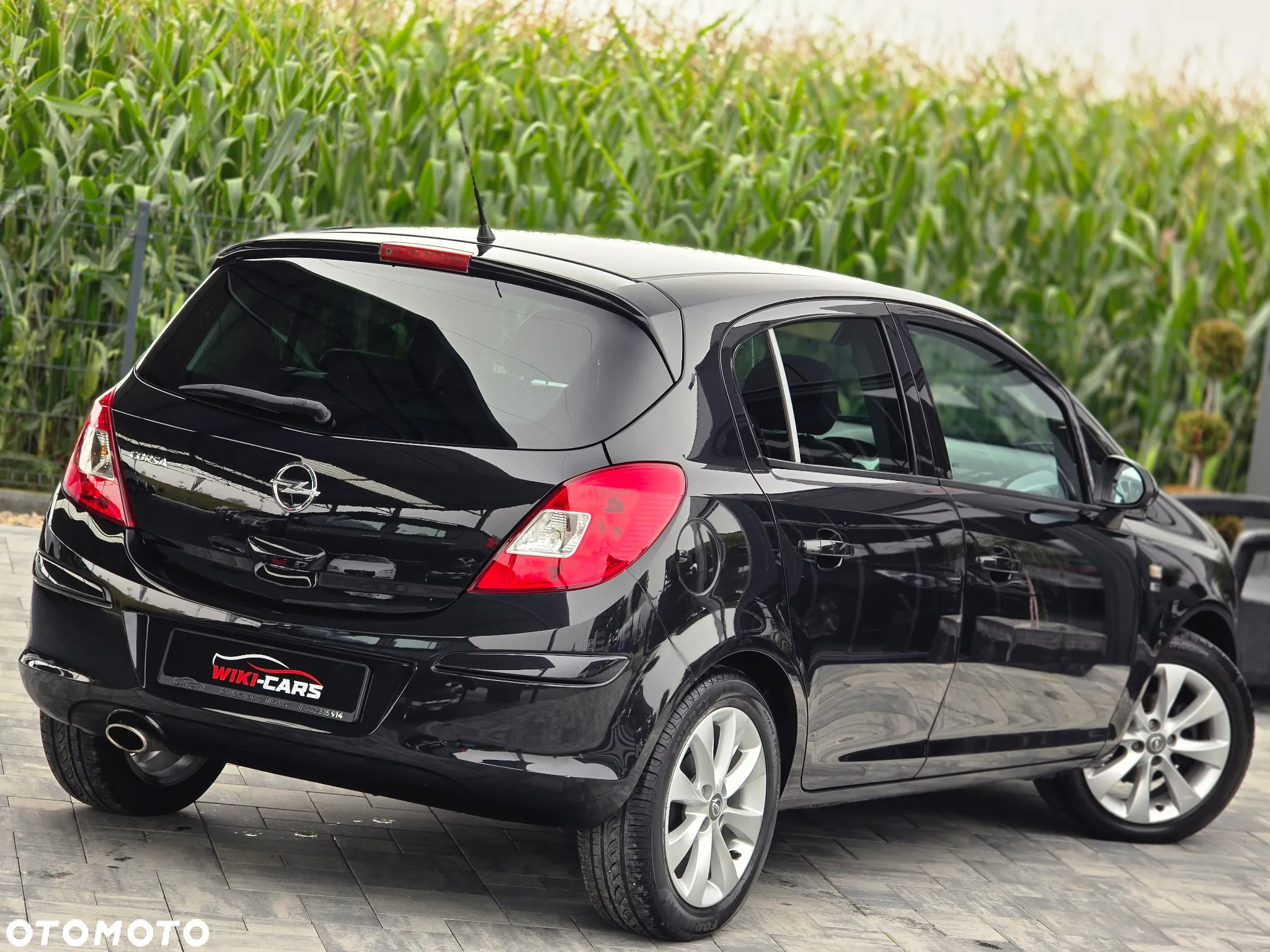 Opel Corsa 1.4 16V 150 Jahre - 18