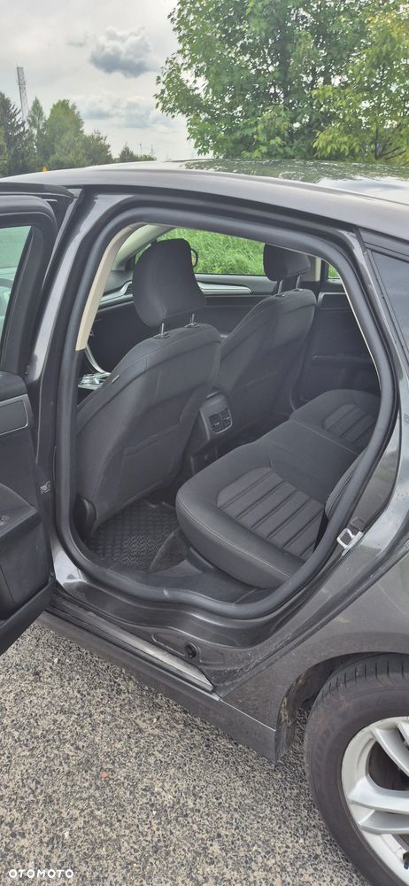 Ford Fusion - 7
