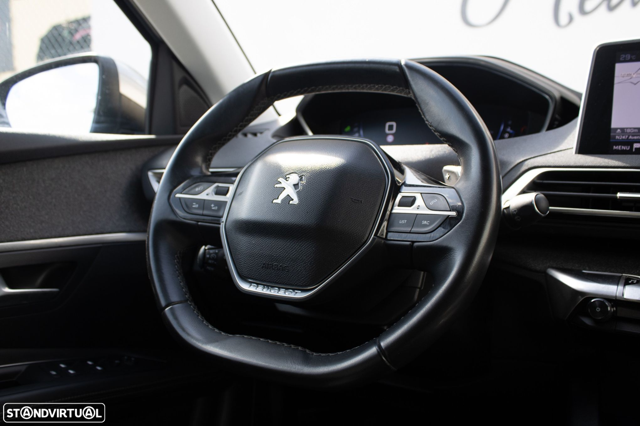 Peugeot 3008 1.6 BlueHDi Allure EAT6 J18 - 34