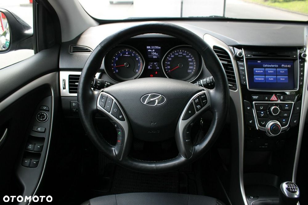 Hyundai i30 blue Kombi 1.4 YES Gold - 9