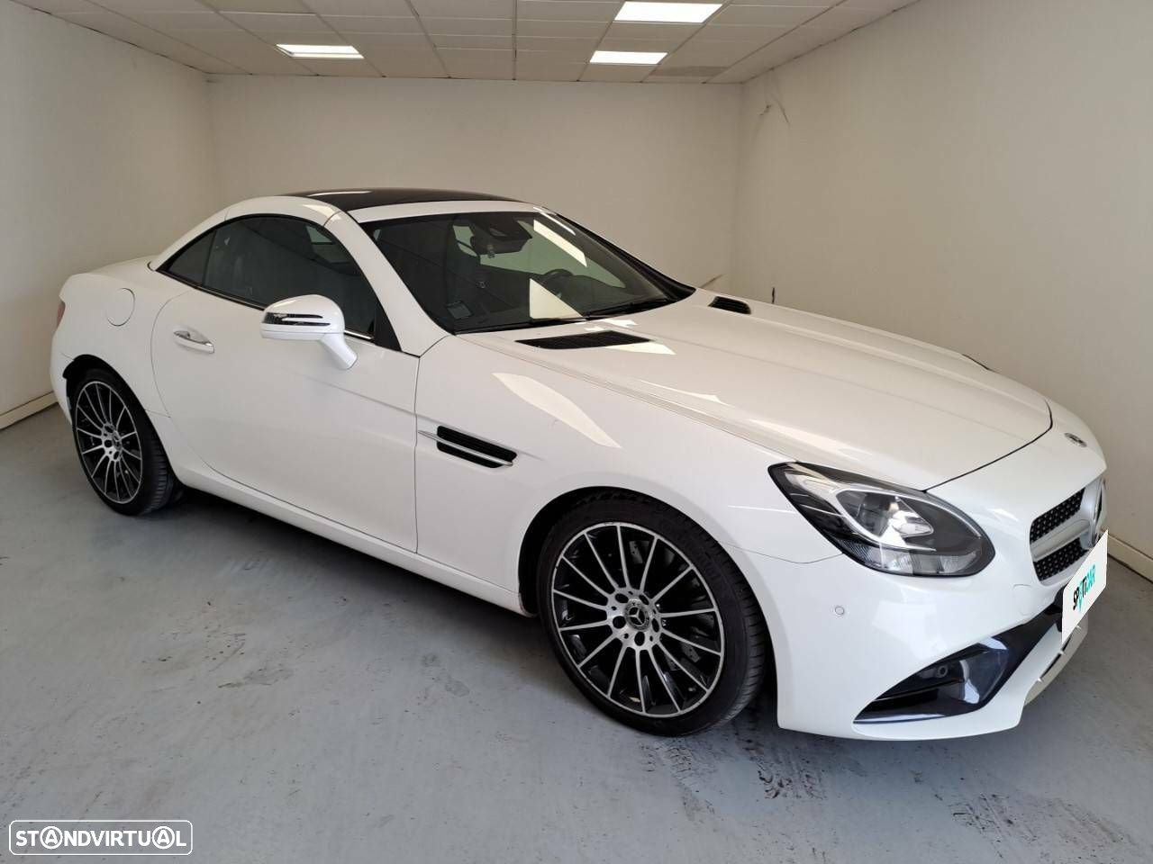 Mercedes-Benz SLC 180 - 3