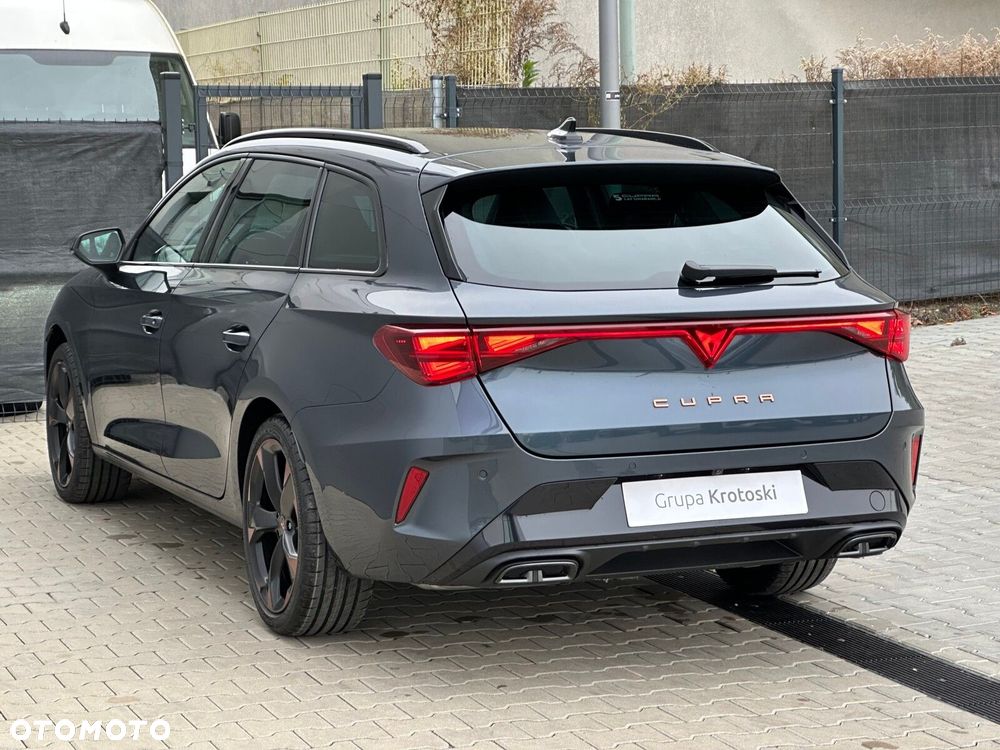 Cupra Leon Sportstourer 2.0 TSI 4Drive DSG - 8