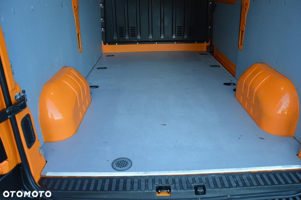 Opel Movano - 28