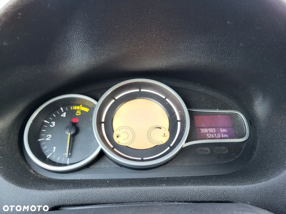 Renault Megane 1.5 dCi Expression - 21