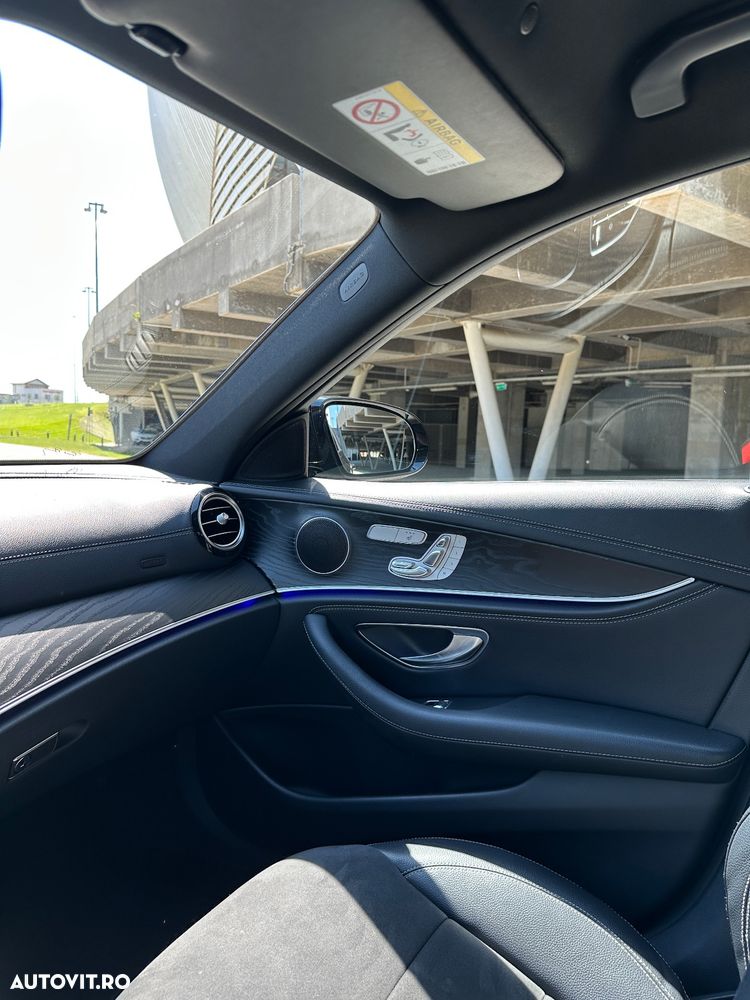 Mercedes-Benz E 200 4MATIC Aut. - 14