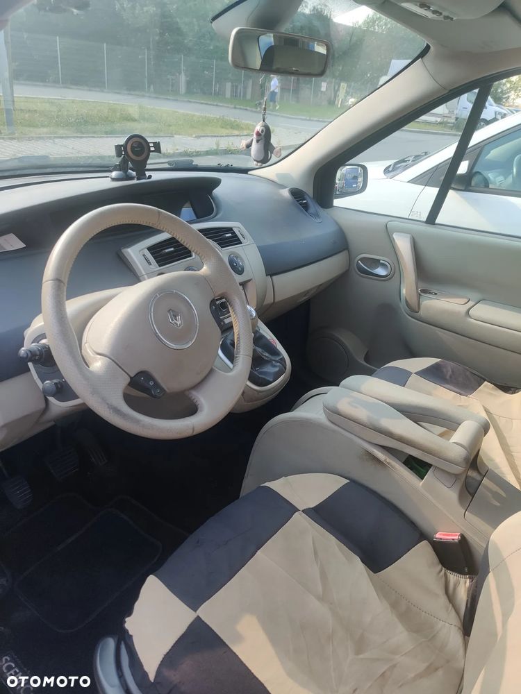 Renault Grand Scenic Gr 1.9 dCi Privilege - 12