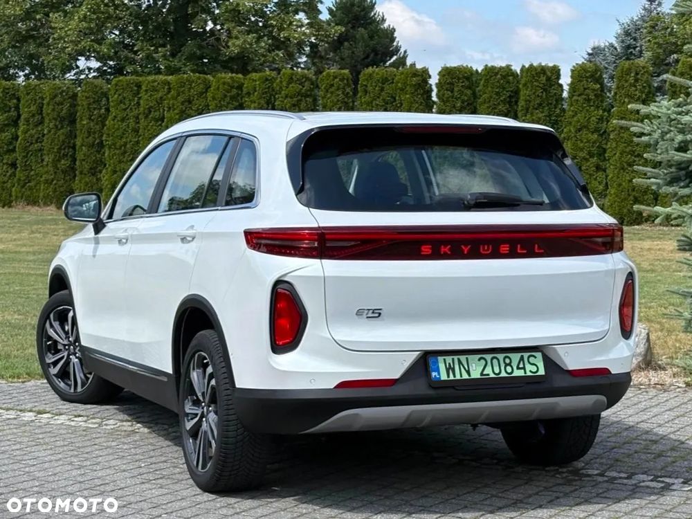 Skywell ET5 72kWh Luxury - 7