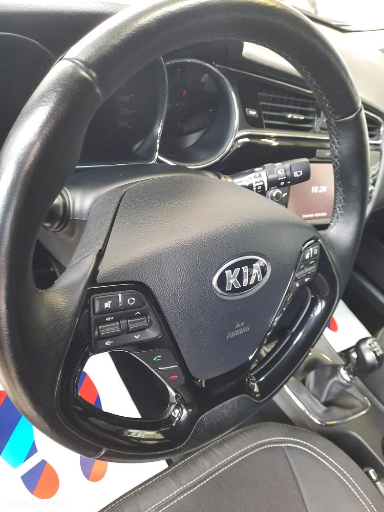 Kia Ceed - 18
