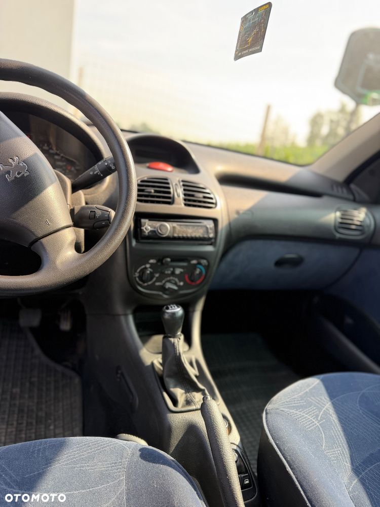 Peugeot 206 1.4 XR Presence - 6