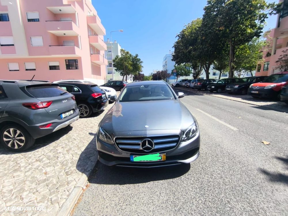 Mercedes-Benz E 200 - 3
