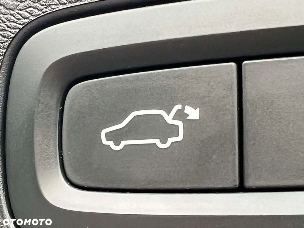 Volvo XC 60 D5 AWD Inscription - 14