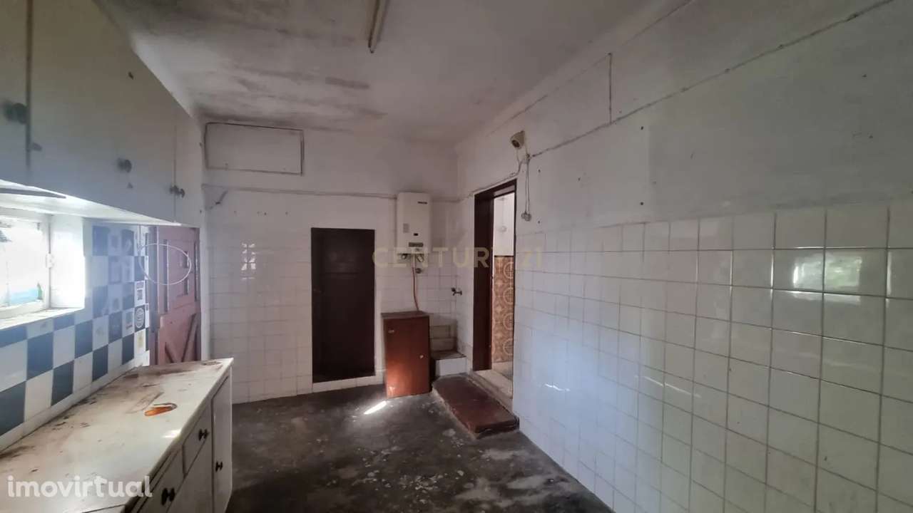 Moradia T3 com Terraço em Viana do Alentejo – Excelente Oportunidade! - Grande imagem: 3/8