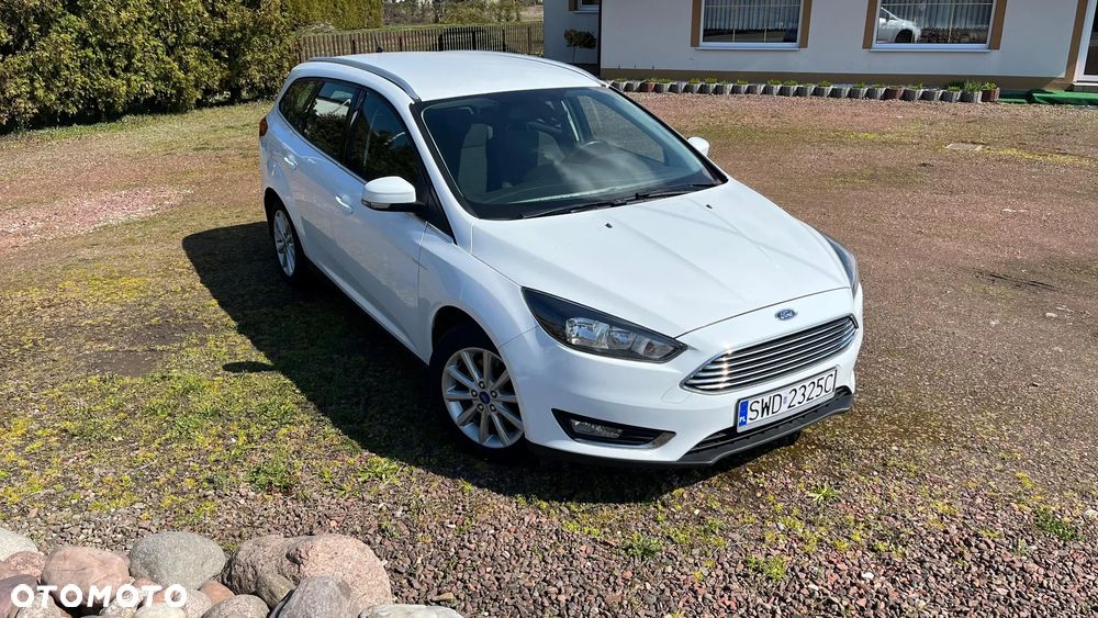 Ford Focus ver-1-5-ecoboost-start--stopp--system-sport - 1