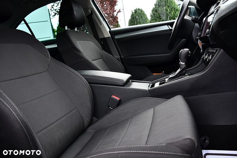 Skoda Superb 1.6 TDI DSG Style - 24