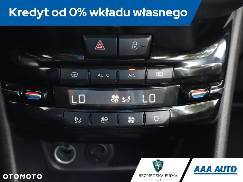 Peugeot 2008 - 13