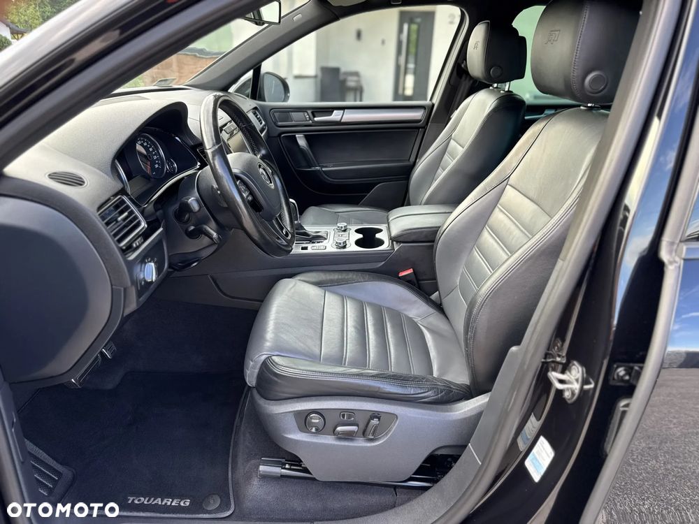 Volkswagen Touareg 3.0 V6 TDI BMT Perfectline R-Style - 25