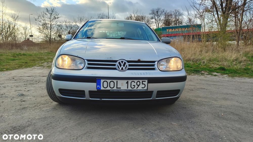 Volkswagen Golf 1.4 Basis - 3