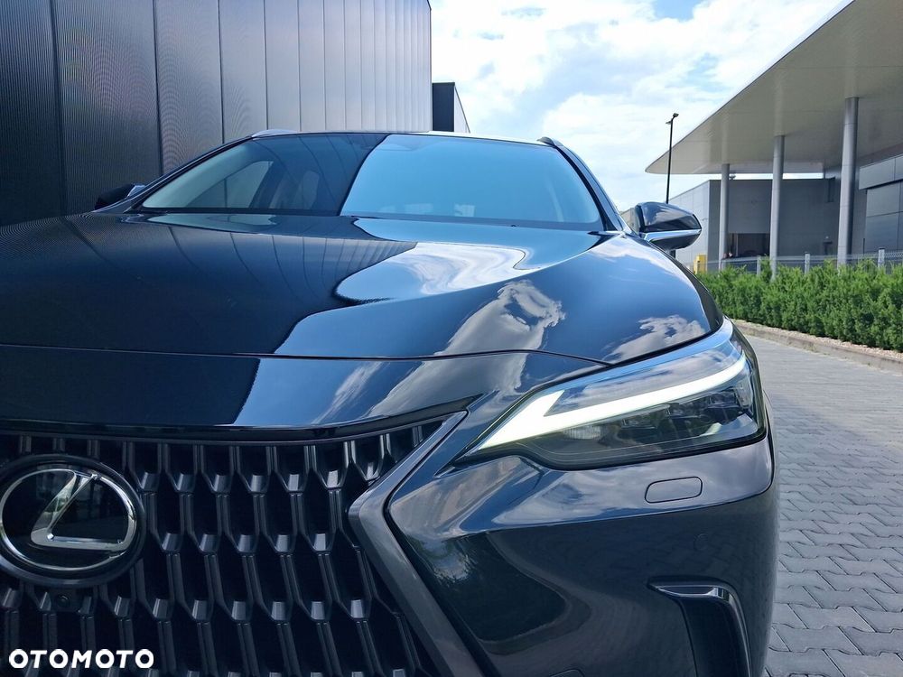 Lexus NX 350h Prestige AWD - 22