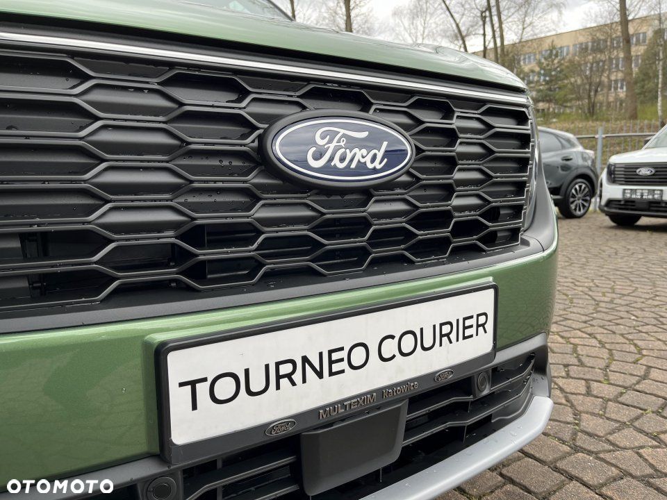 Ford Tourneo Courier - 8