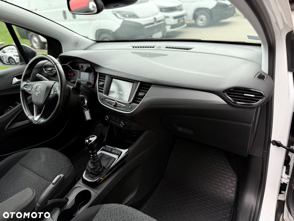 Opel Crossland X - 29