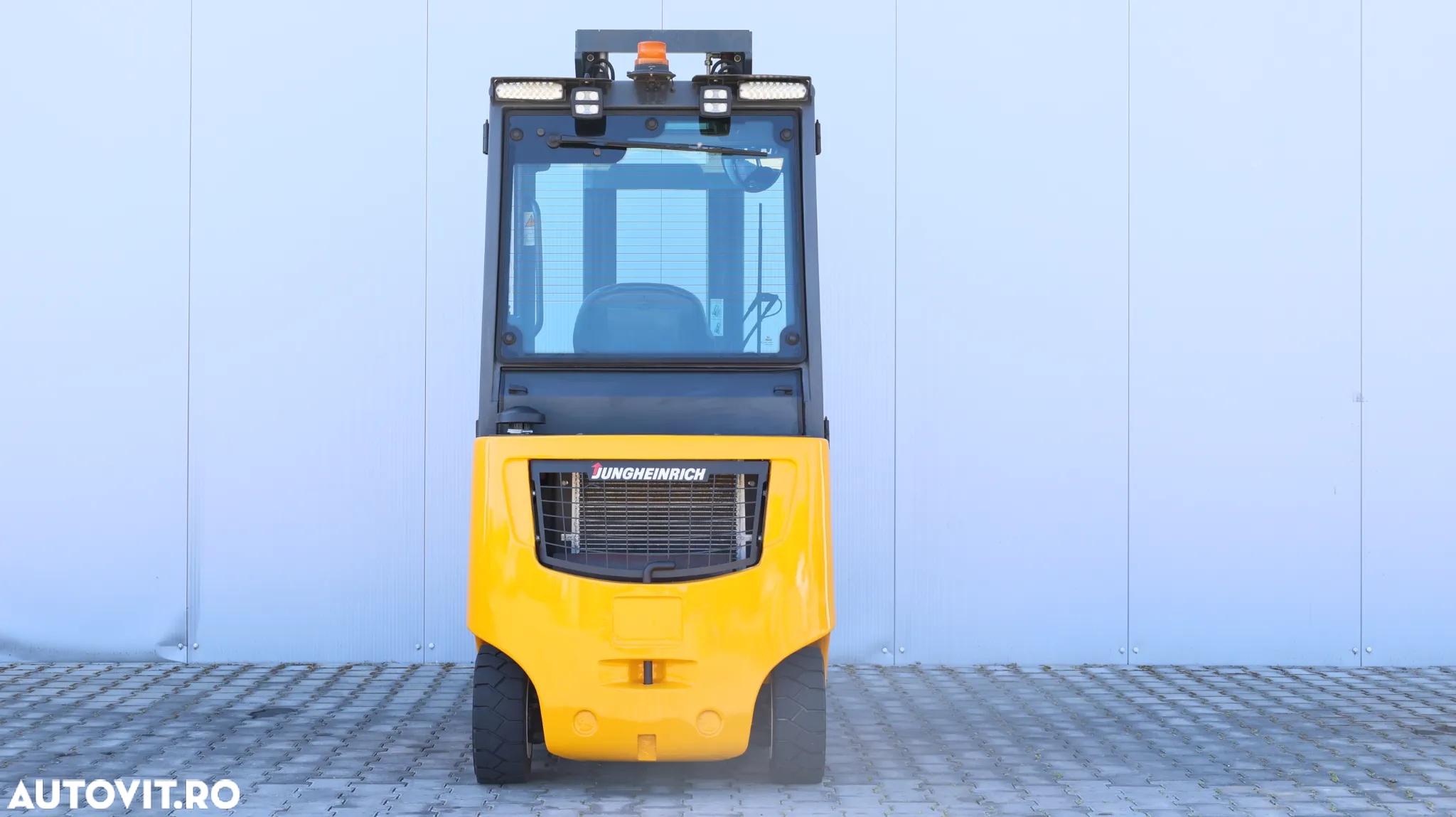 Jungheinrich DFG 320s - 4