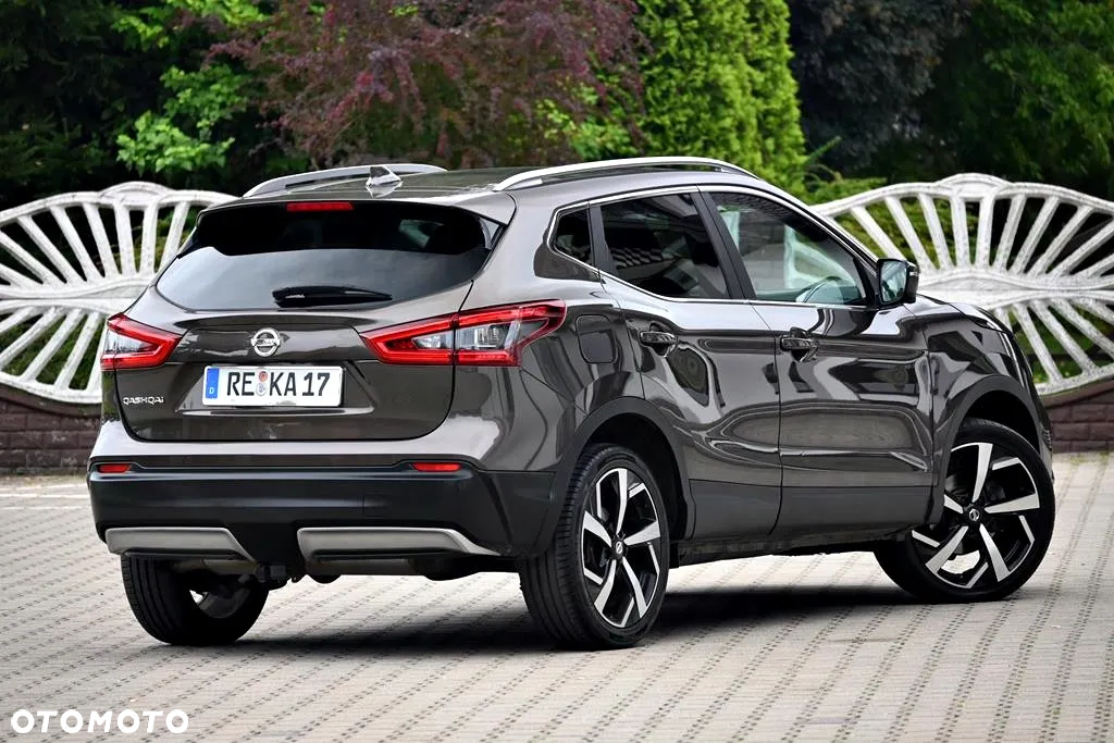 Nissan Qashqai 1.2 DIG-T Xtronic TEKNA+ - 19