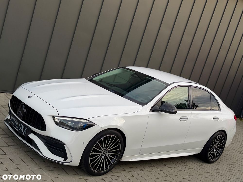 Mercedes-Benz Klasa C 300 mHEV 4-Matic AMG - 11