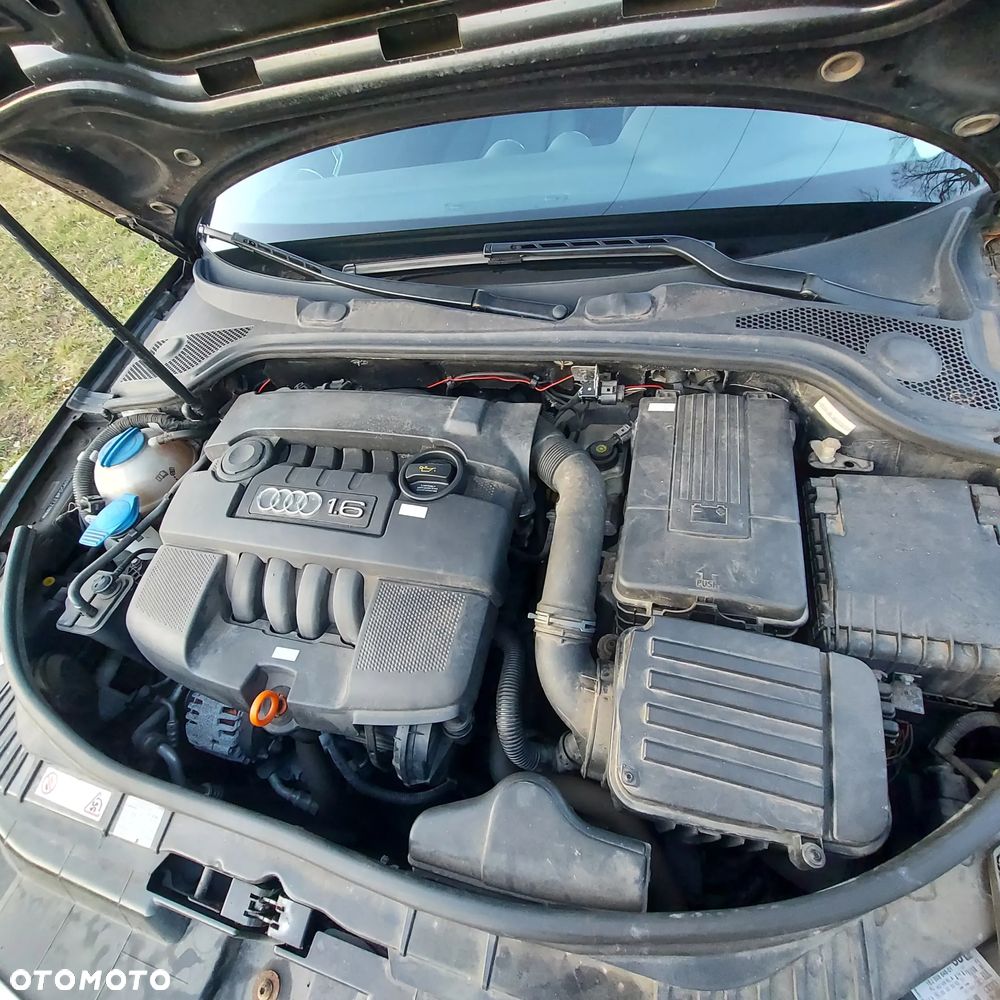 Audi A3 Sportback 1.6 Attraction - 22