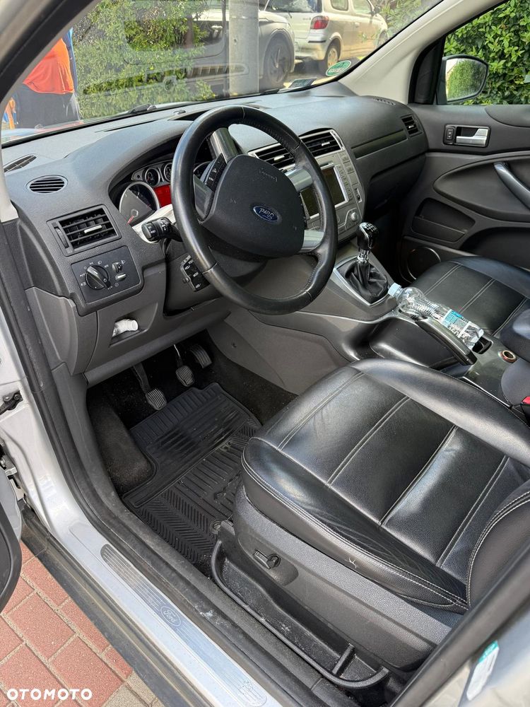 Ford Kuga 2.0 TDCi Titanium - 9