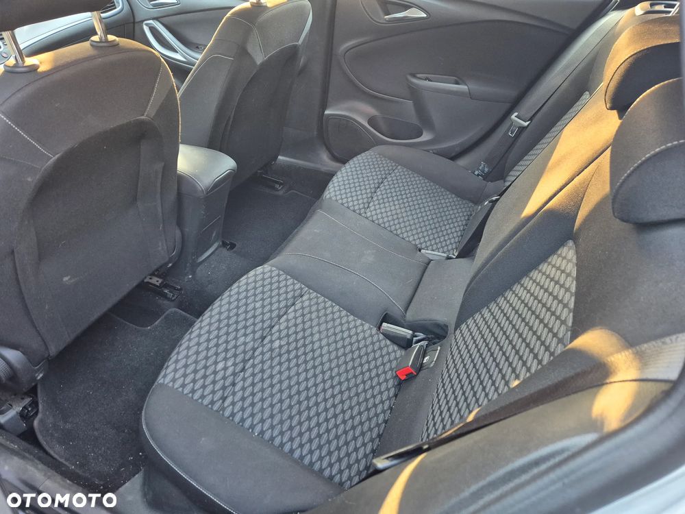 Opel Astra 1.6 CDTI DPF ecoFLEX Start/Stop Style - 9