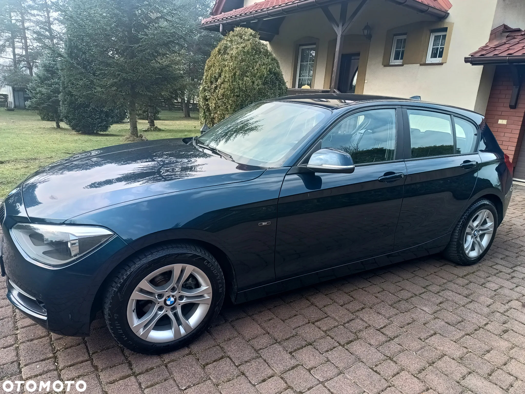 BMW Seria 1 - 21