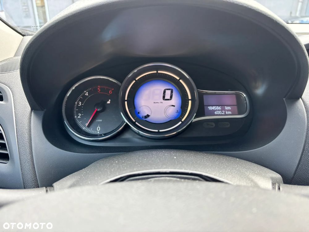 Renault Fluence - 6