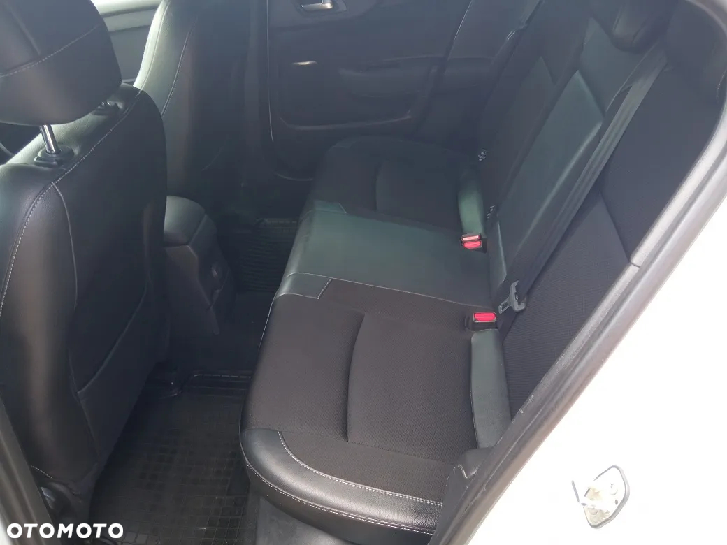 Citroën DS4 1.6 HDi SoChic - 15