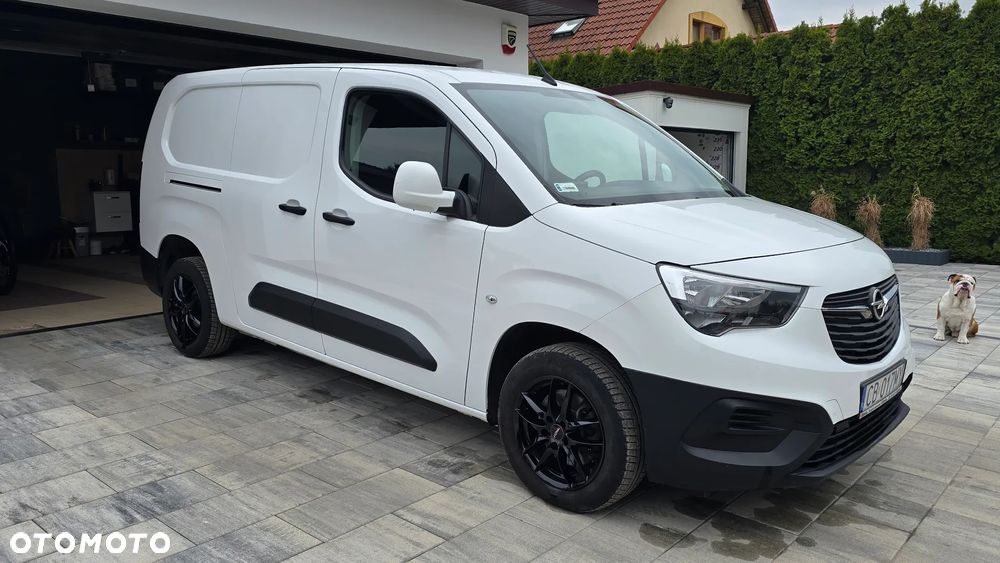 Opel COMBO - 1