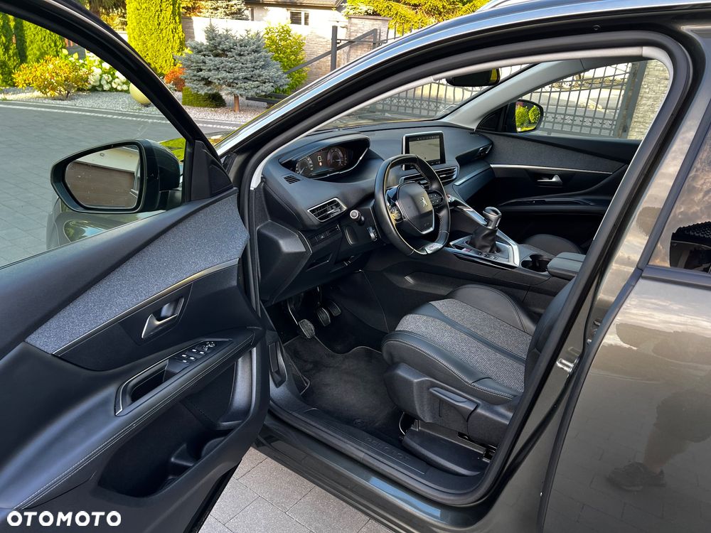 Peugeot 3008 BlueHDi 130 Stop & Start Allure Business-Paket - 15