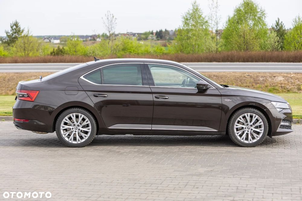 Skoda Superb 2.0 TSI 4x4 L&K DSG - 10