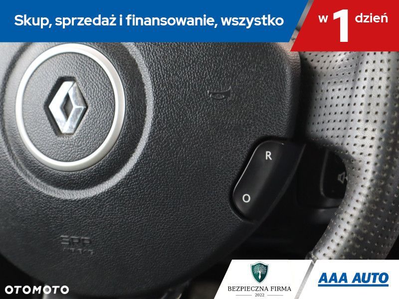 Renault Clio - 18