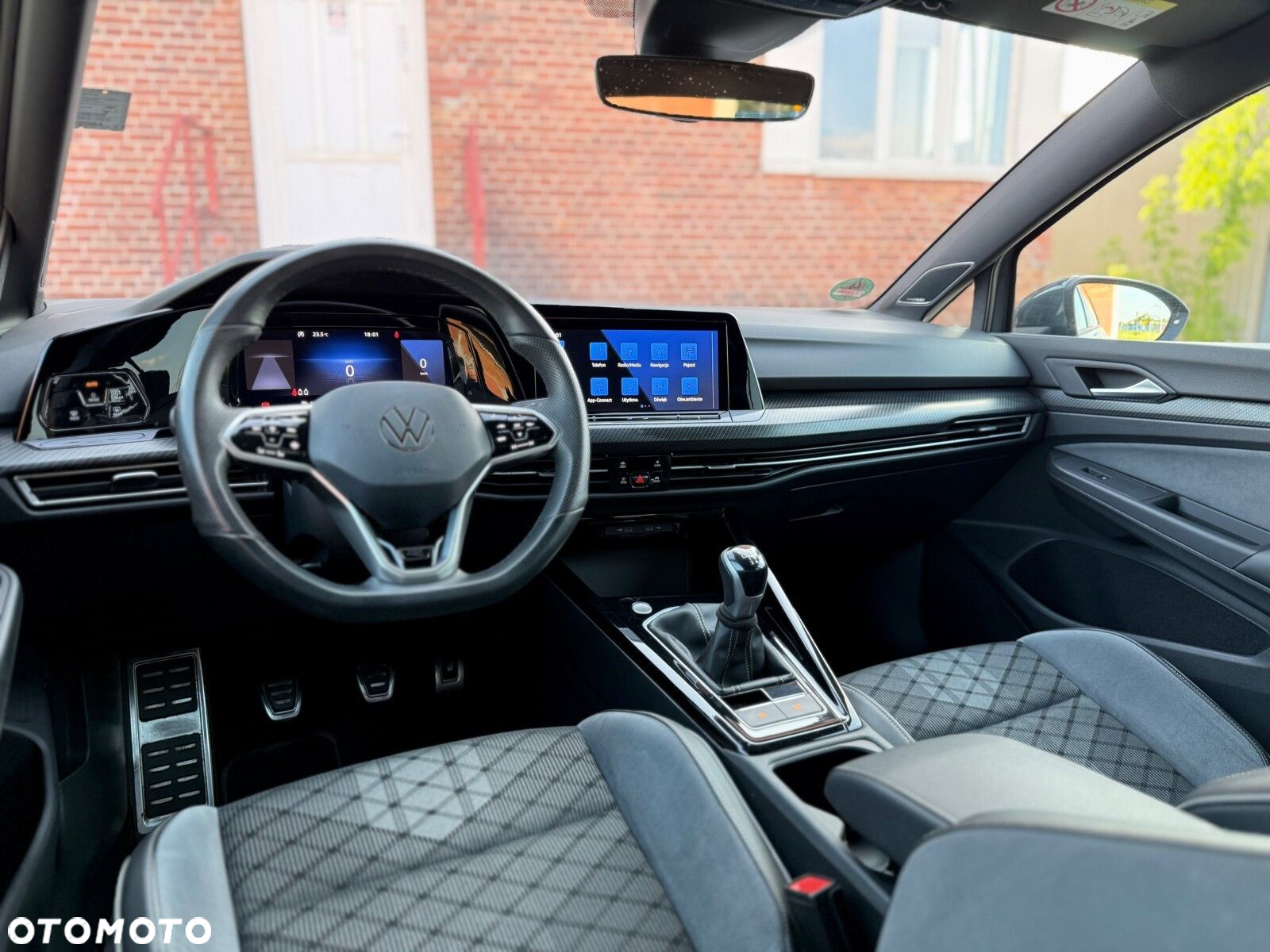Volkswagen Golf VIII 1.5 TSI EVO R-Line - 12