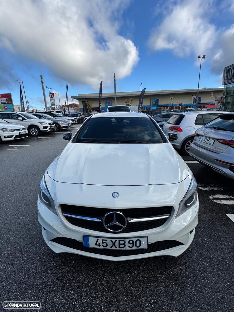 Mercedes-Benz CLA 200 d Shooting Brake Urban Aut. - 4