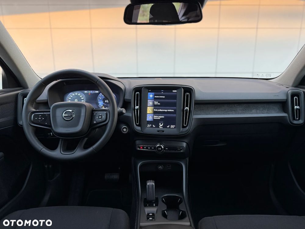 Volvo XC 40 T3 Momentum - 9