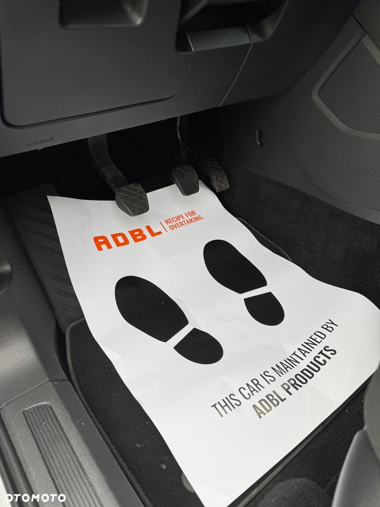 Volkswagen Touran 1.5 TSI ACT OPF Trendline - 38