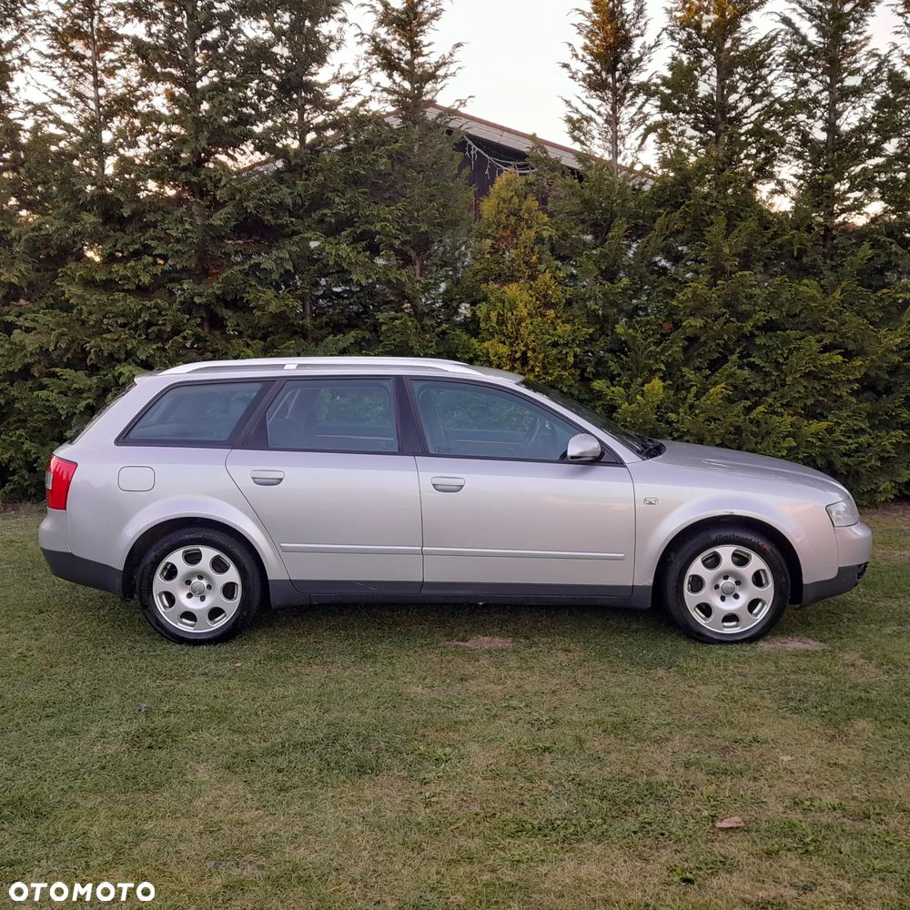 Audi A4 Avant 2003 photo 5