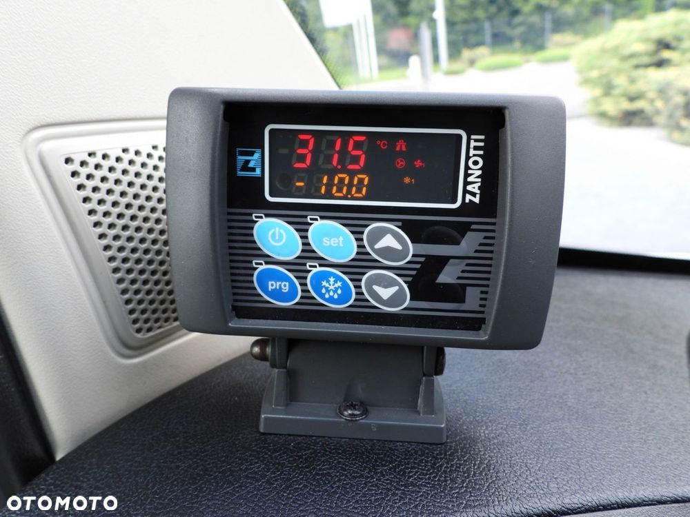 Peugeot BOXER CHŁODNIA KONTENER 0*C 8 PALET TEMPOMAT LEDY KLIMATYZACJA  165KM - 32