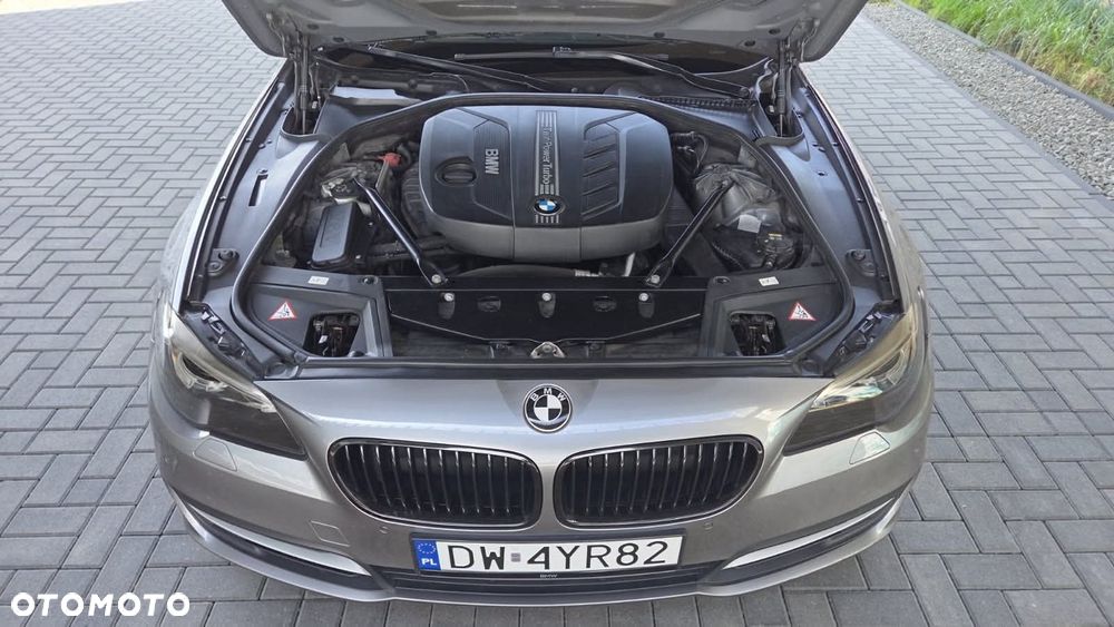 BMW Seria 5 520d xDrive - 3