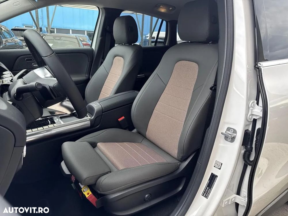 Mercedes-Benz EQA 250+ - 13