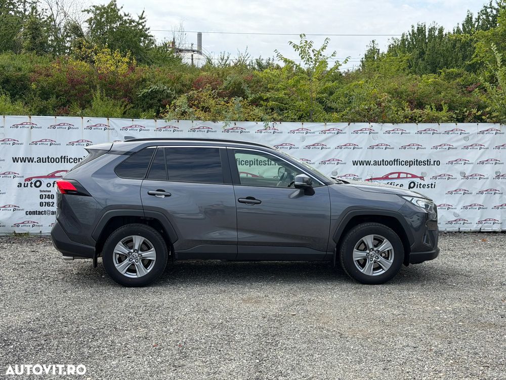 Toyota RAV4 - 3