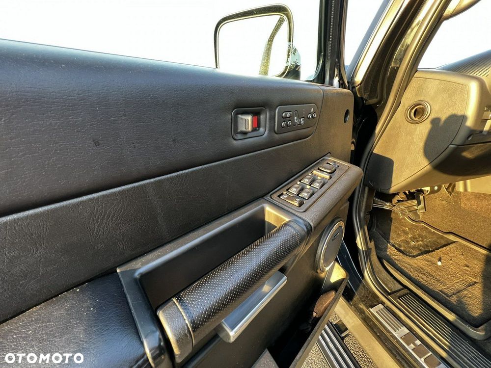 Hummer H2 - 22